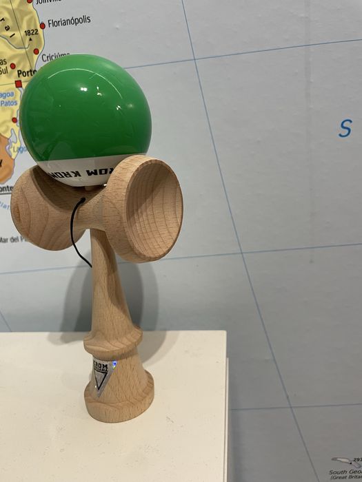 Kendamă Krom pop-verde