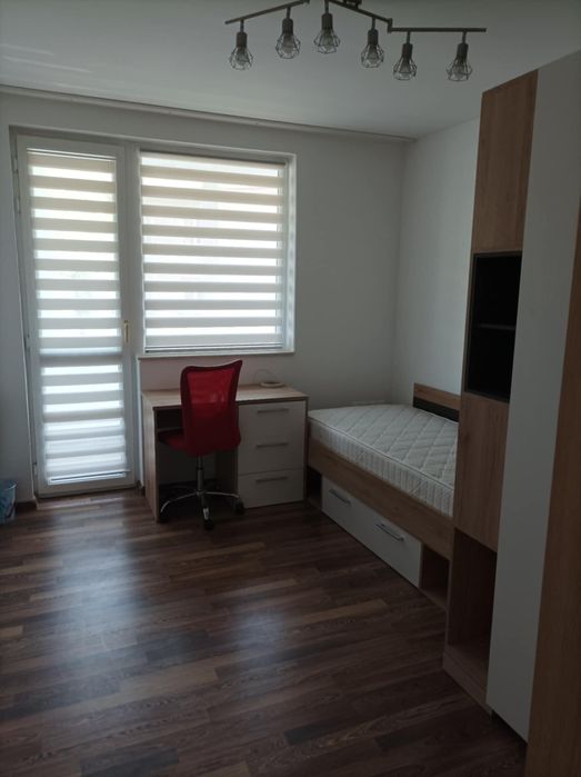 Дава се под наем Тристаен апартамент в Казанлък - 100 кв.м за 357 € - Снимка #4