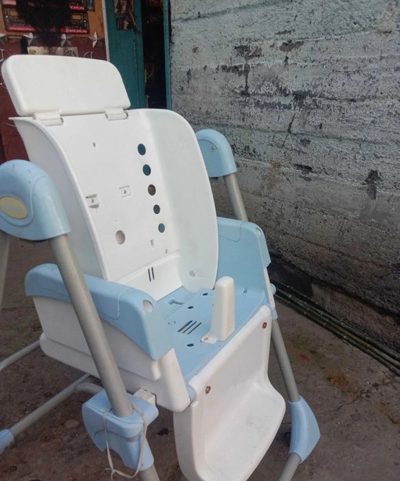 Продам стульчик для кормления
