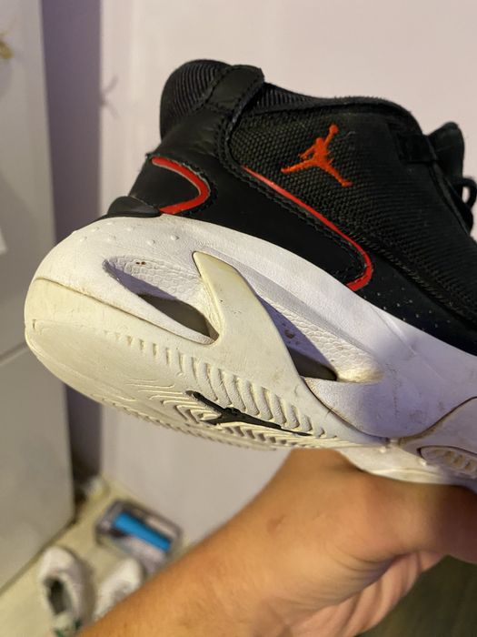 Обувки Nike Jordan max Aura 4