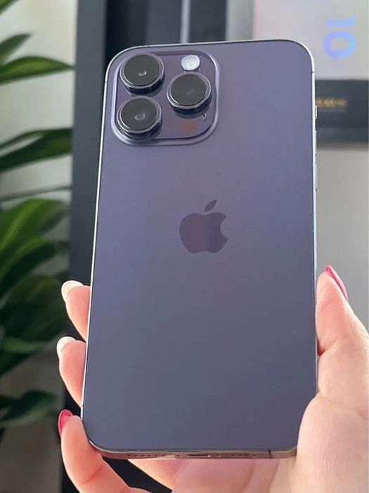 Продам 14 про макс