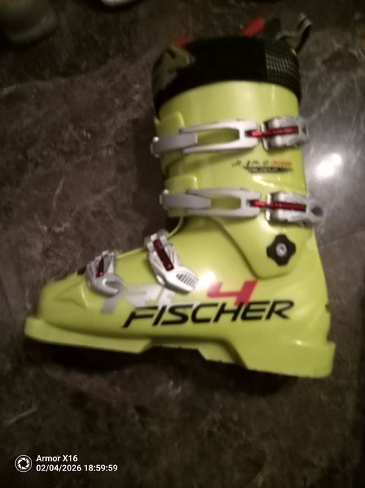 Ски обувки употребявани.
