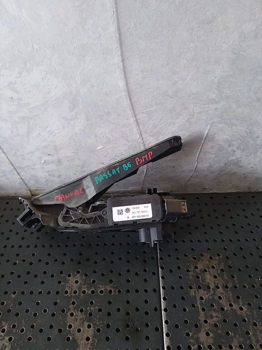 Pedala acceleratie vw passat b6 3c 1k1721503l 6pv00860000