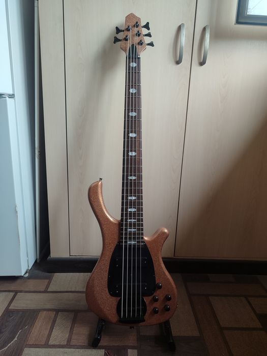 Бас гитара актив мастеровая