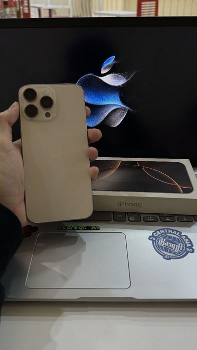 На продаже 16 про Макс!