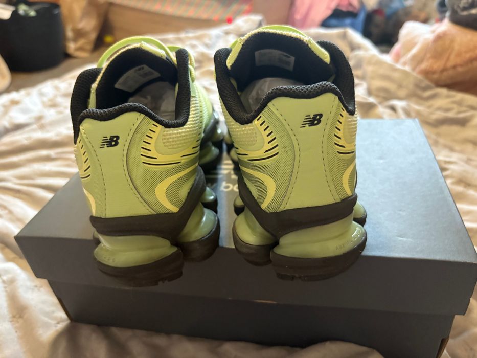 Маратонки new balance