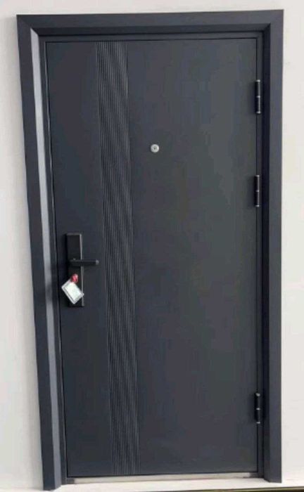 Sifatli Eshiklar sotiladi