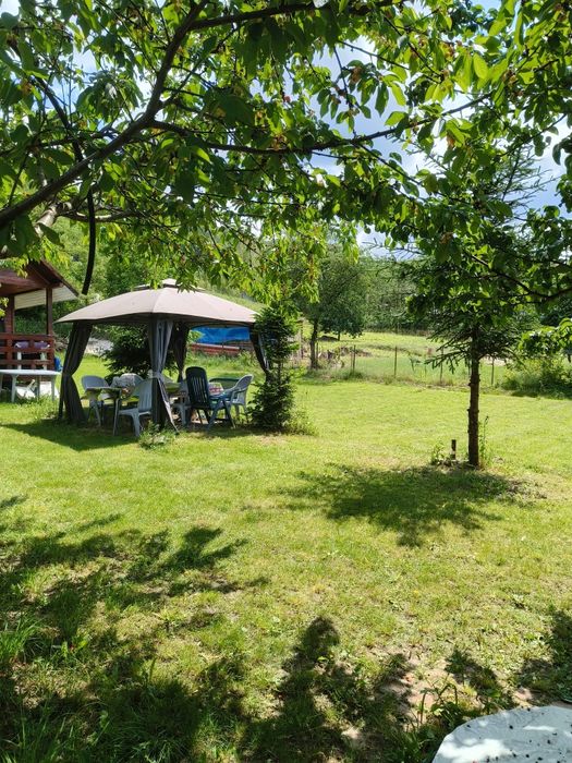 Vând teren intravilan