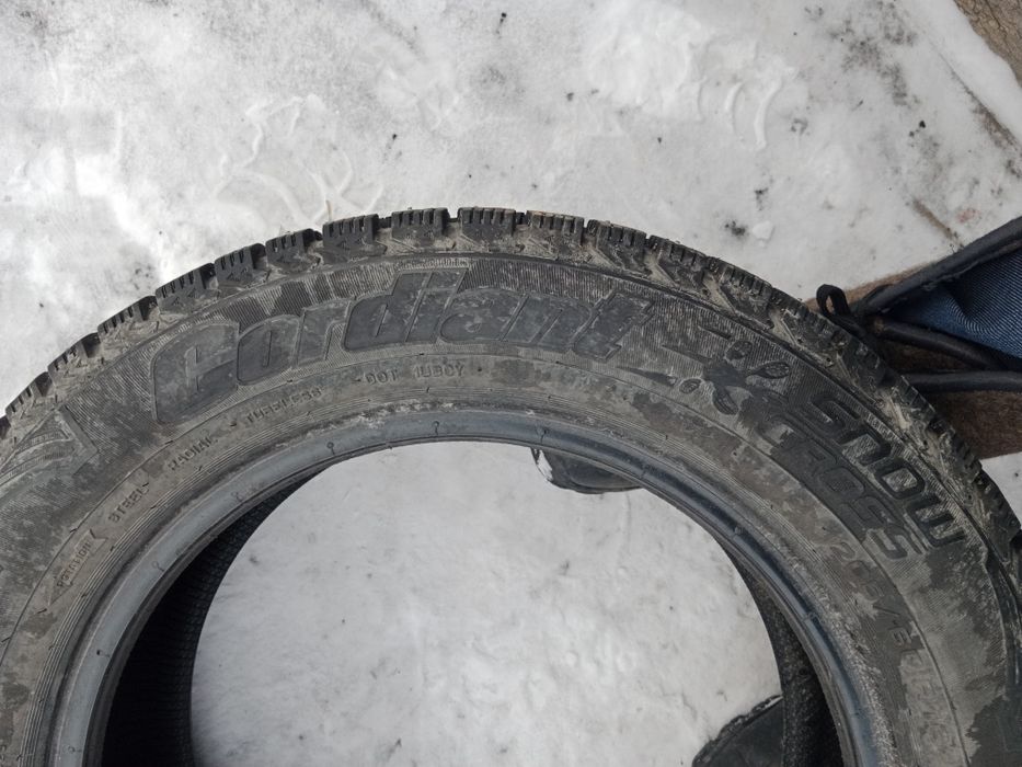 Продам 1 балон шипованый