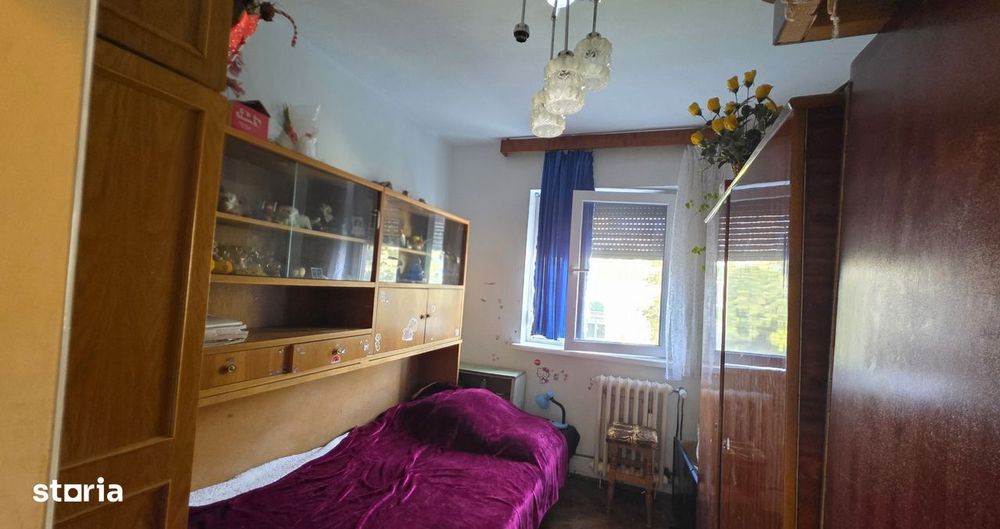 Apartament 4 camere, Dacia, Etaj 3, Centrala proprie, Mobilat si utila