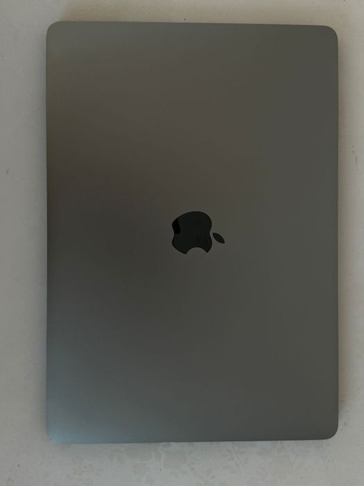 Продам MacBook Pro
