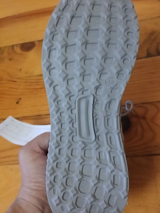 Маратонки ADIDAS