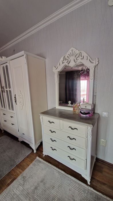 Спальный гарнитур