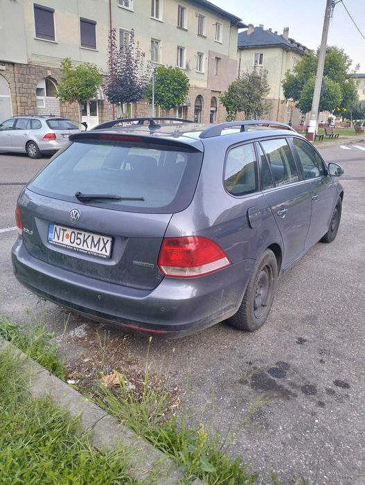 Volkswagen Golf 5 1.9 TDI – 2009 – 2.500 €