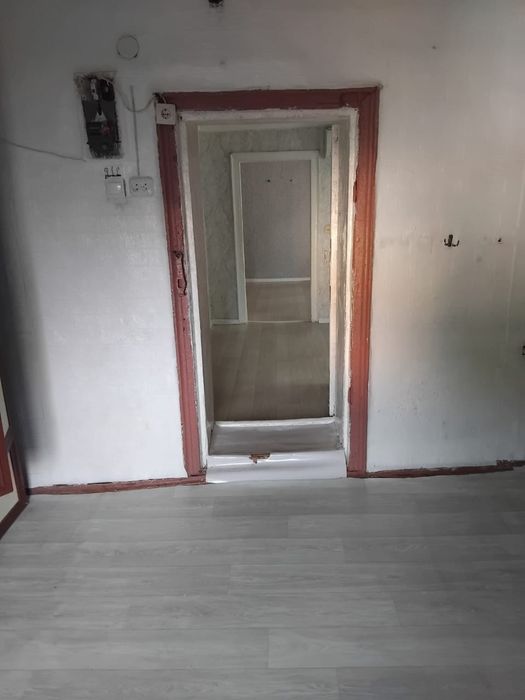 Продам квартиру в общем дворе