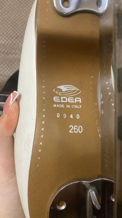 Продам проф коньки для фигурного катания