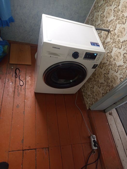 Продаем стиральную машынку