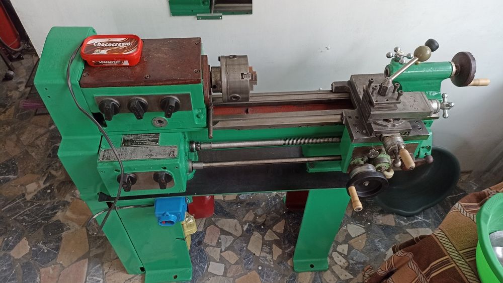 Токарный станок ТВ-4 продается