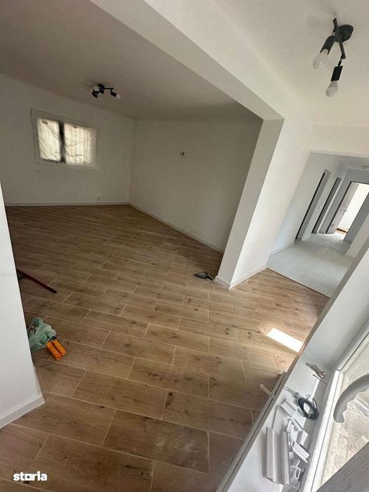Campina - casa - 500 mp teren - 79500 Euro/Neg.