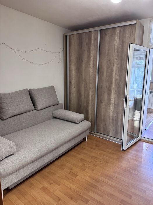 Proprietar inchiriez garsoniera Baicului
