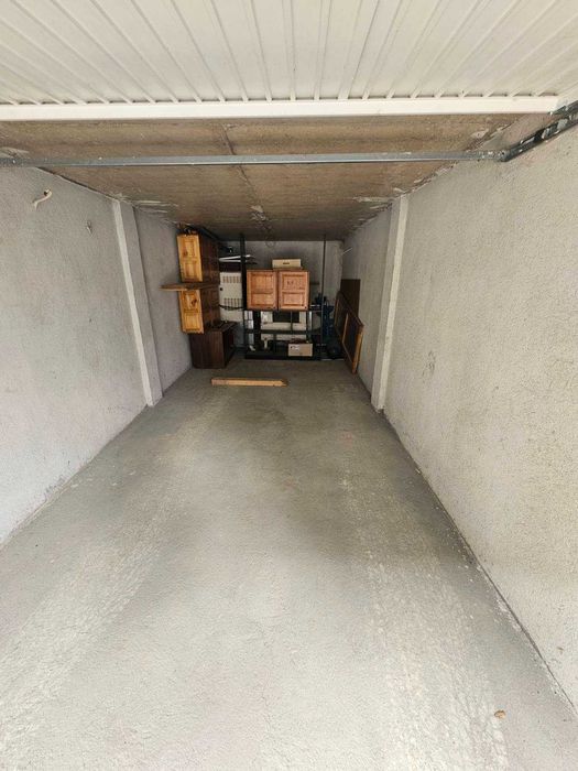 Гараж в широк център на Велинград