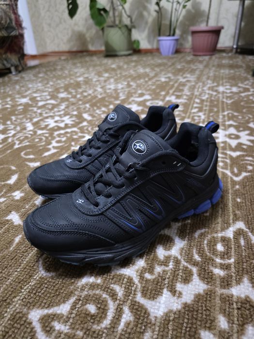 Продам кроссовки дешево