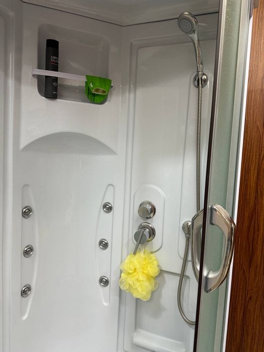 Душевая кабина