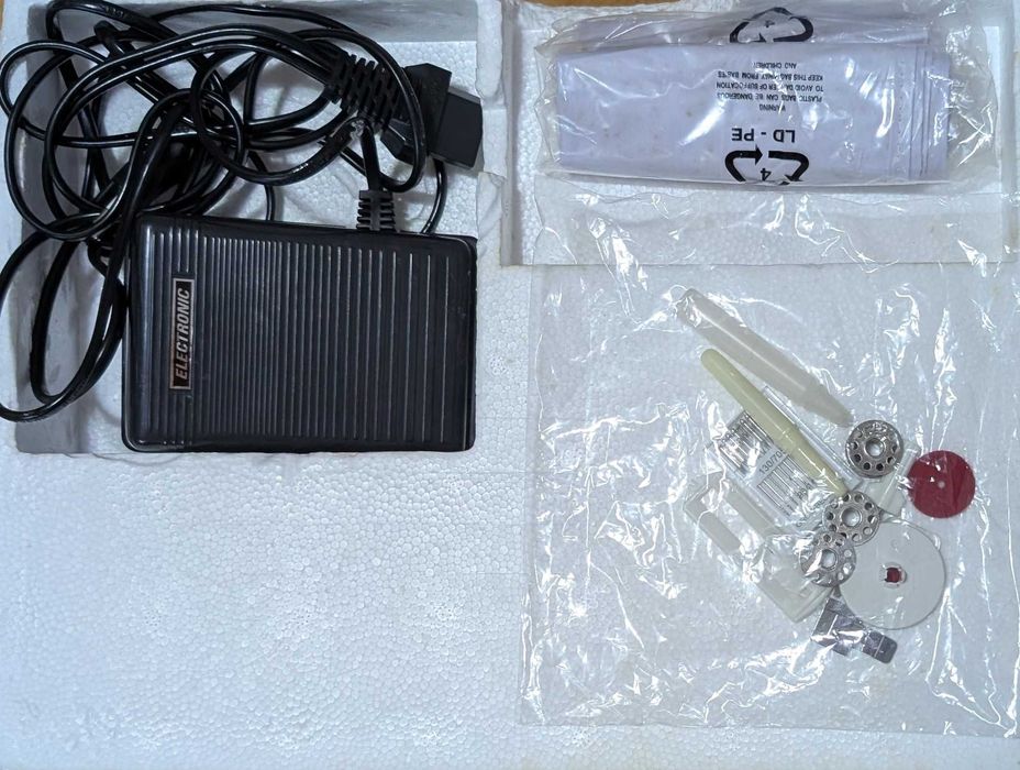 Mașină de cusut electrică HYUNDAI KP 500