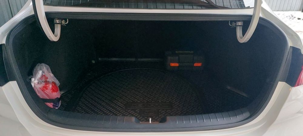 Продам kia cerato