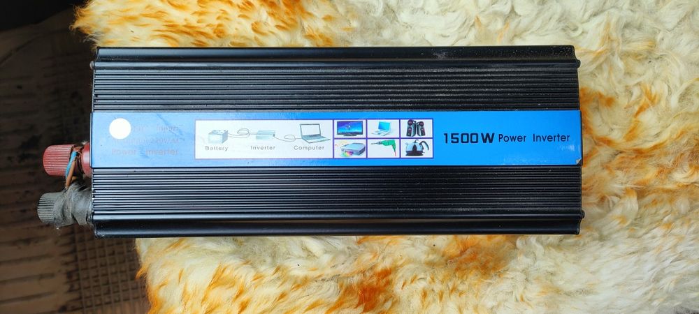 Инвертер 12-220 Вольт