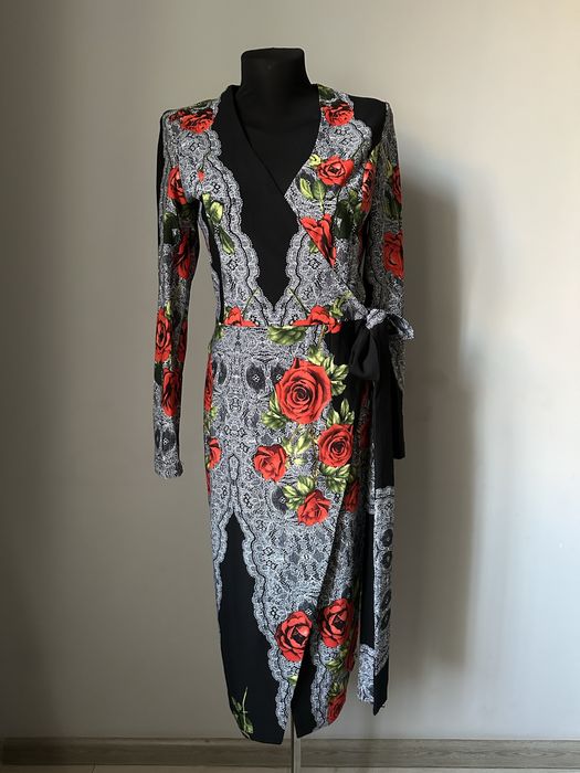 Платье вечернее на запах