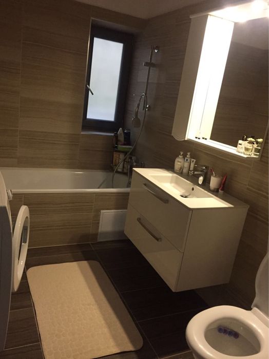 Apartament de inchiriat la 3 min de metrou in BLOC NOU