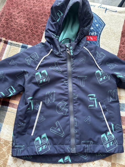 Куртка- ветровка