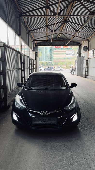 Hyundai Elantra фары 2014