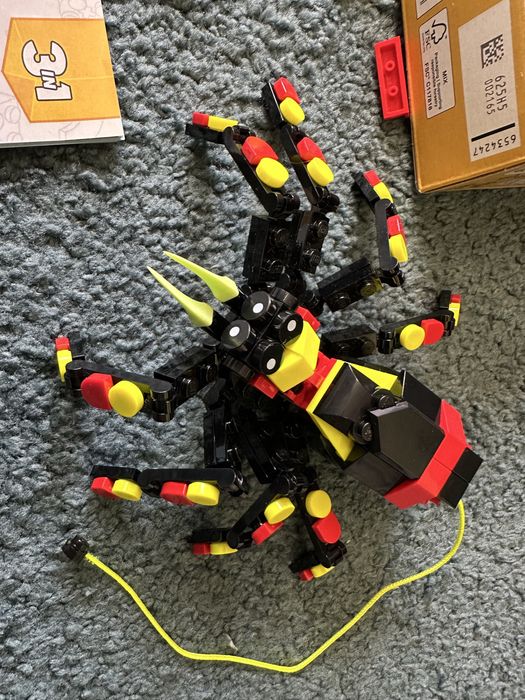 Lego Creator 31159 Диви животни: Изненадващ паяк