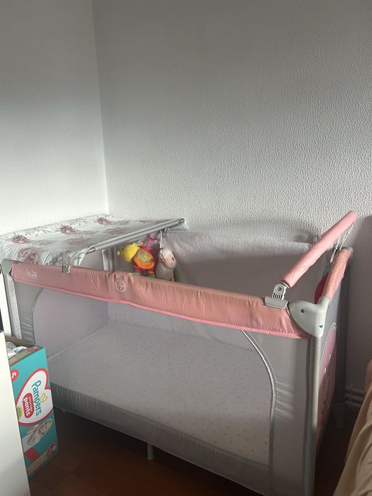 Patut de bebelus si saltea