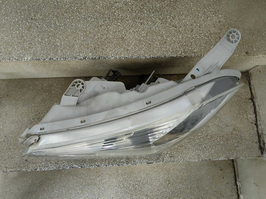 Фар Isuzu D-Max LED ляв / Фар Исузу Д-Макс Оригинален