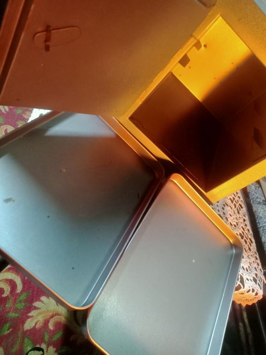 Продам электро духовку новую