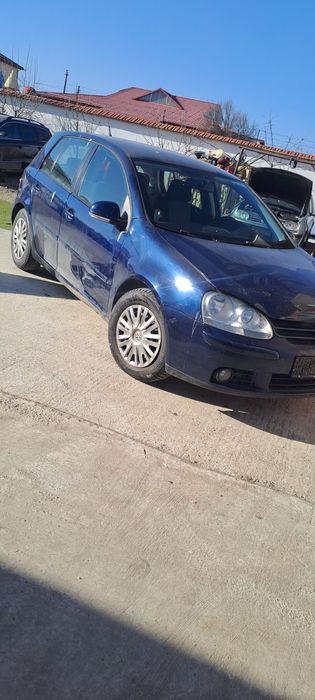Dezmembrez orice piesa vw golf 5 2.0 bkd