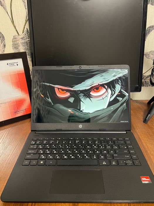 HP 14s ноутбук сатилади — Ryzen 5 5625U | 8GB | 512GB SSD