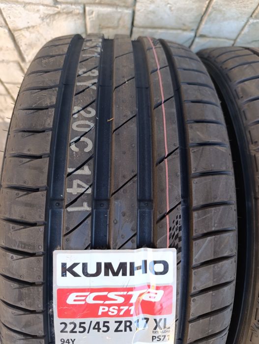 Летни гуми Kumho 225/45/17 PS 71