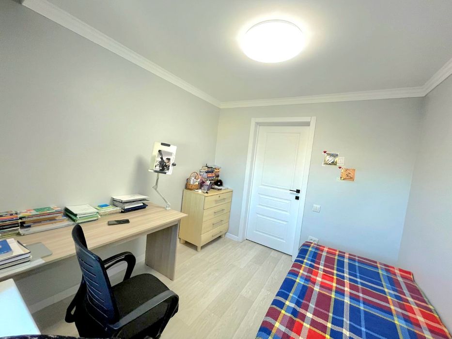 3 ком квартира Хлеб.завод 2 эт.