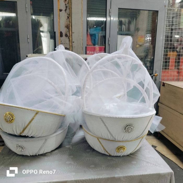 Той бастар аксессуары для свадьбы