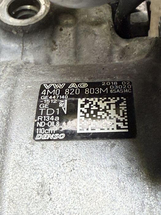 Компресор климатик Audi Q7 4M / A6 C7 FL / A7 4G FL 3.0 TFSI 4M0820803M Denso