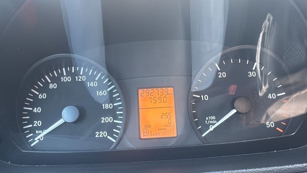 Vând Mercedes Vito 9 locuri