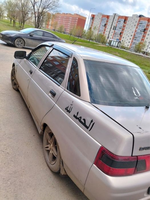 Продам машина 2110