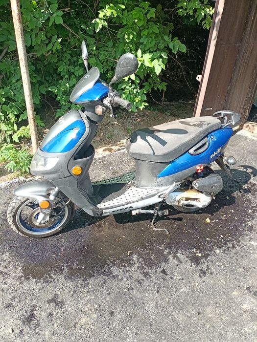 Продам скутер STELS SKIF