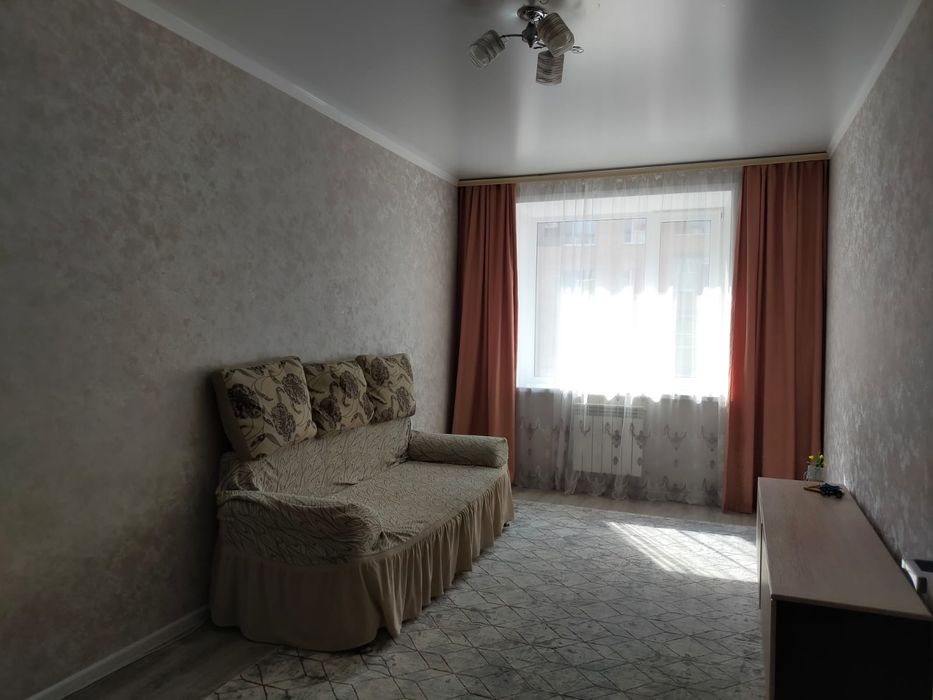 Сдам 1 ком квартиру за ТРЦ Плаза