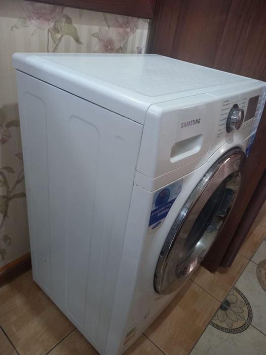 Стиральная машина автомат