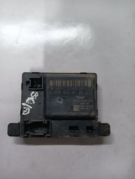 Modul de confort MERCEDES-BENZ SPRINTER 3,5-t Box 906 2006 - > A906820